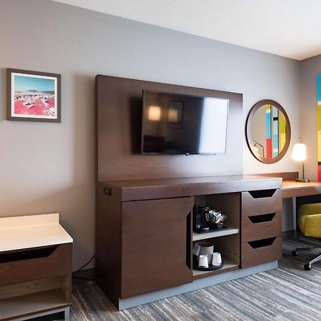 Hampton Inn & Suites Salt Lake City Airport Exterior foto