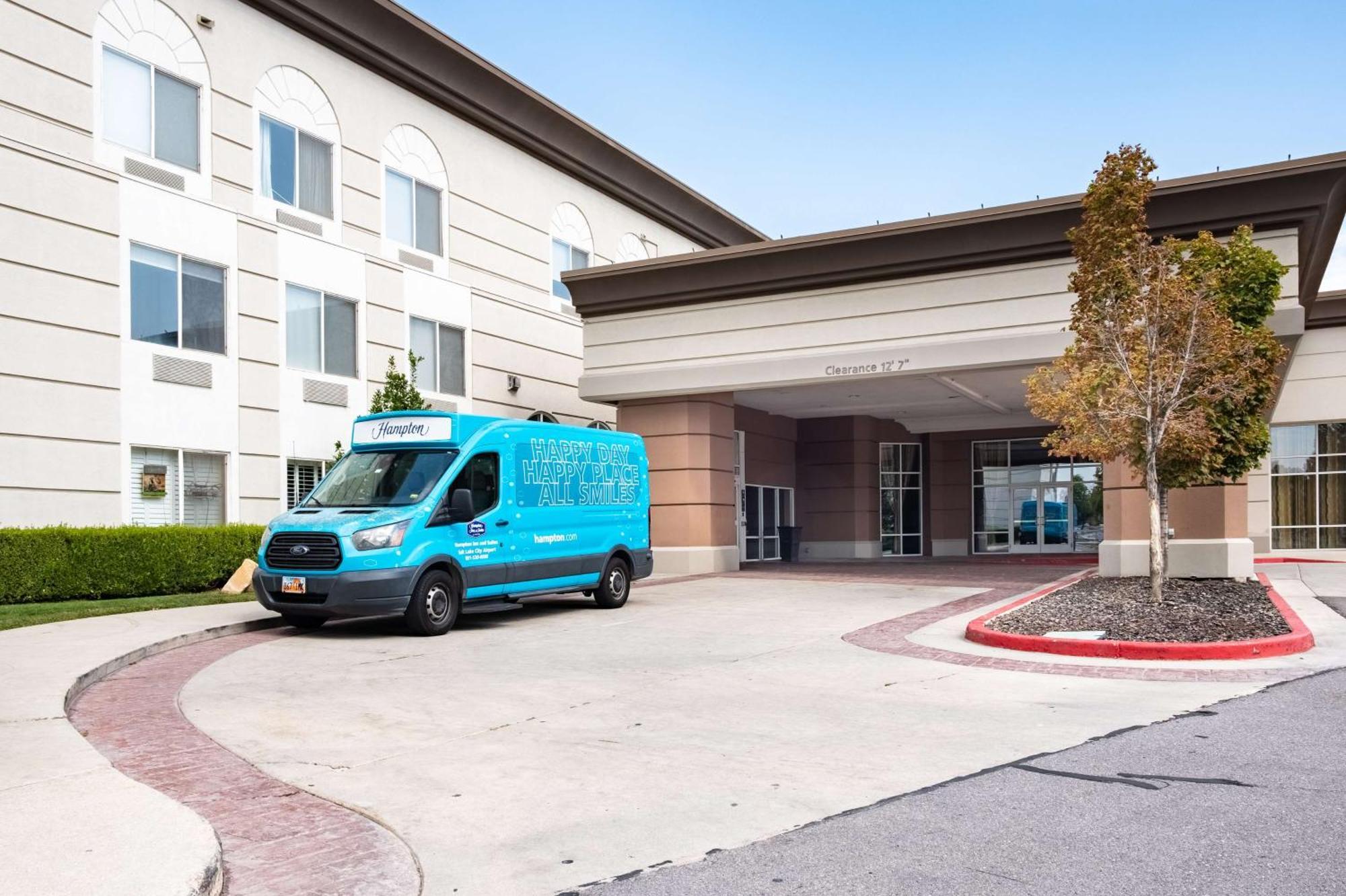 Hampton Inn & Suites Salt Lake City Airport Exterior foto